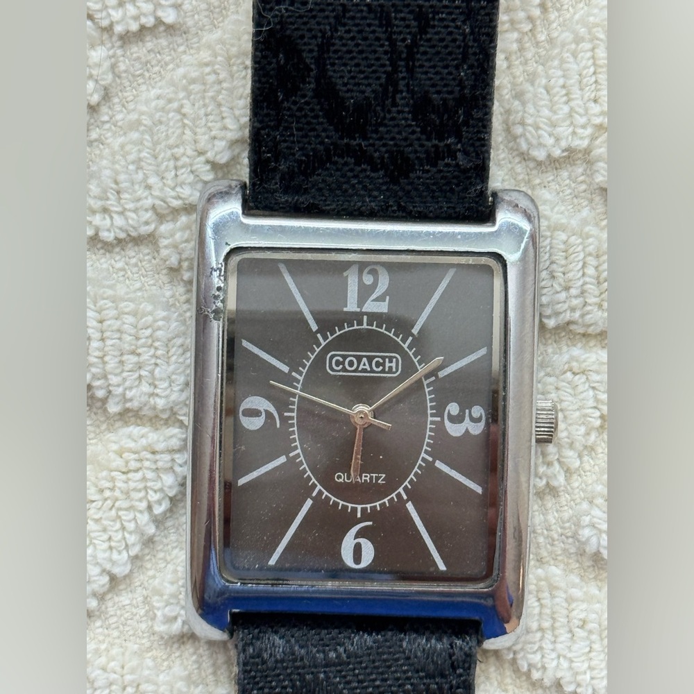 COACH Classic Signature Vintage Watch R-1628 - Picture 2 of 13